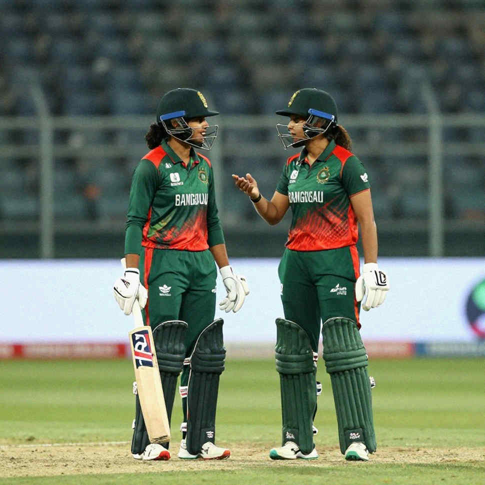 শেষ ১৮ বলের ৪৬ রান: যে ম্যাচে ভারত ১৫ ওভার ধরে হেরেই ছিল